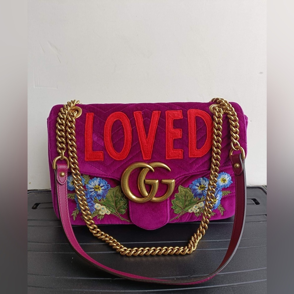 Gucci - Picture 1 of 10